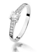 Pierścionek Bonore Crystal Collinasz białego złota próby 585 z diamentem 0,3 ct
