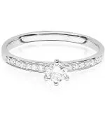Pierścionek Bonore Crystal San Conoz białego złota próby 585 z diamentem 0,1 ct