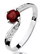 Pierścionek Bonore Midnight Mendaticaz białego złota próby 585 z rubinem 0,6 ct