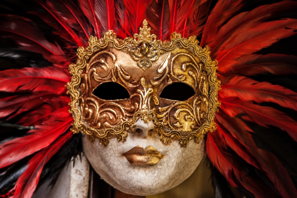 karnawałowa maska