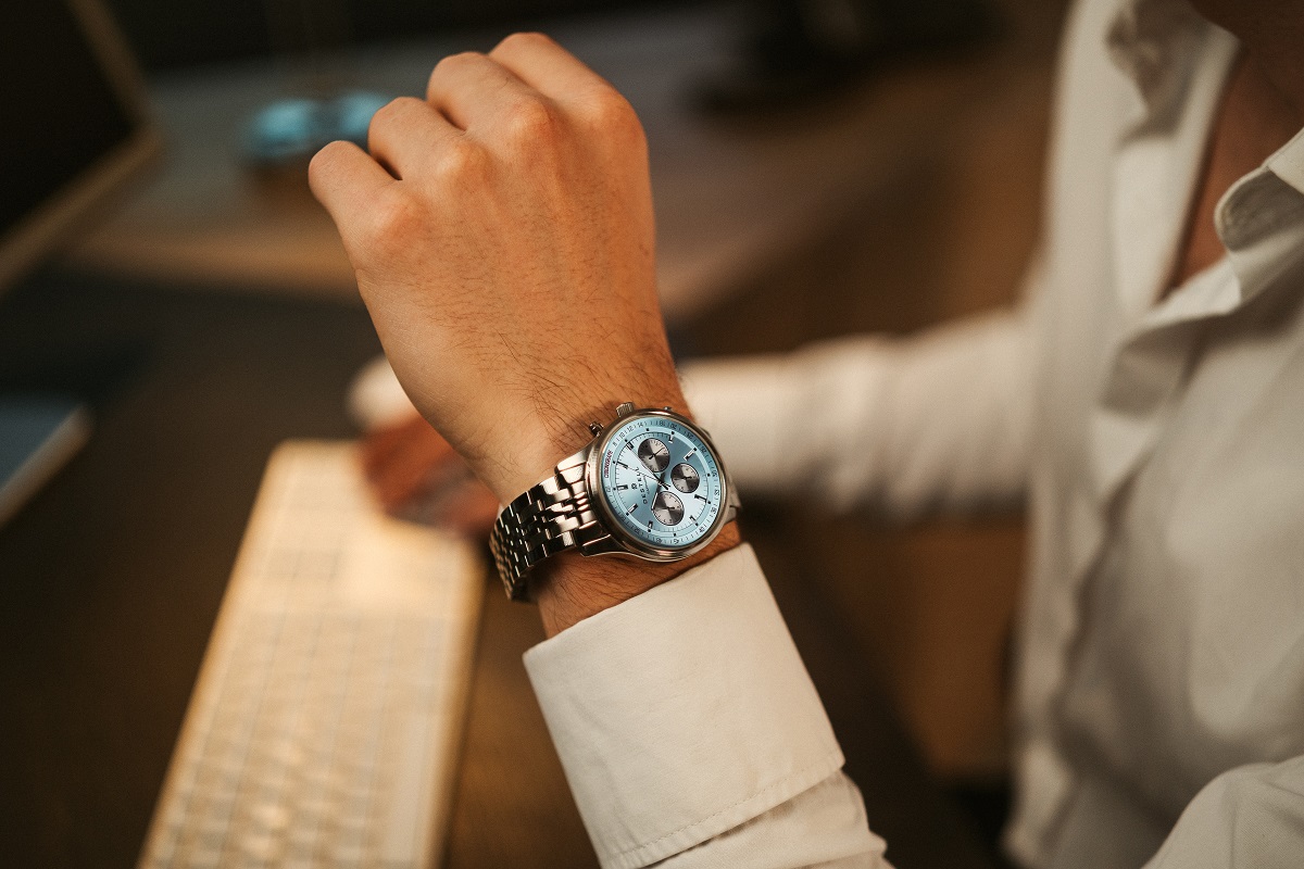 DESTELL Circinus Chronograph Sapphire CR415-06-205J