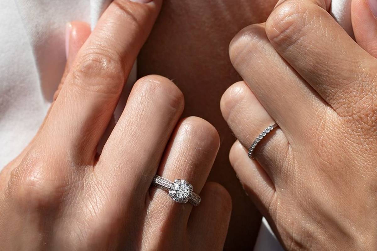 Pierścionki z białego złota z diamentami marka Bonore